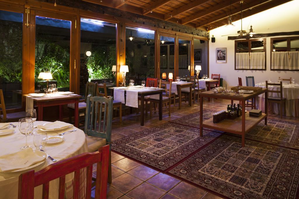 Hotel Restaurante Cabo Vidio Ovinana  ภายนอก รูปภาพ